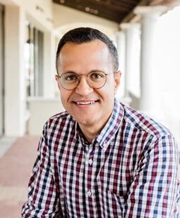 Pankaj Sharma Headshot (Resized Small)